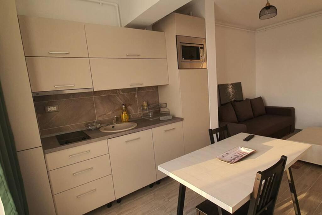 Zian'S Studio Mamaia Nord Beach Resort Năvodari Exterior foto