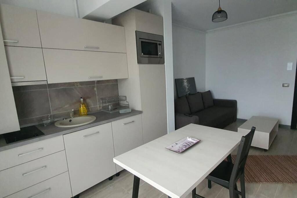 Zian'S Studio Mamaia Nord Beach Resort Năvodari Exterior foto