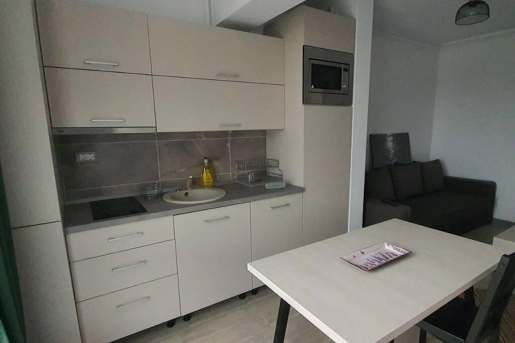 Zian'S Studio Mamaia Nord Beach Resort Năvodari Exterior foto